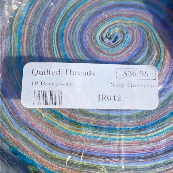 FABRIC ISLAND BATIK Strip-tease Bun FABRIC 40 pcs Honeysuckle NWT - Picture 9 of 9